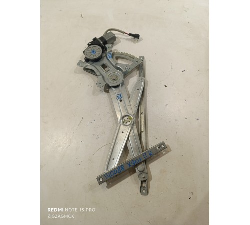 Стеклоподъемник двери передней правой