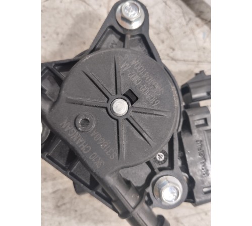 Стеклоподъемник двери передний левый