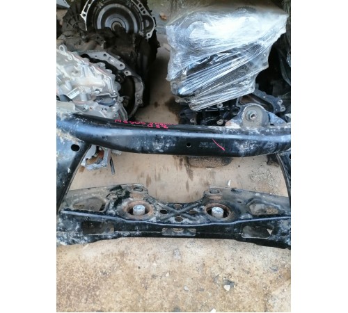 Балка подвески задняя , подрамник