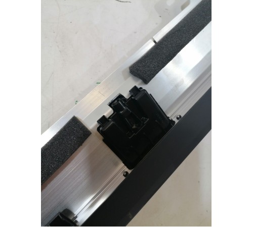 Шторка задняя правая