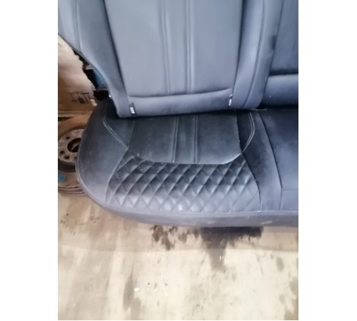 Сиденье заднее