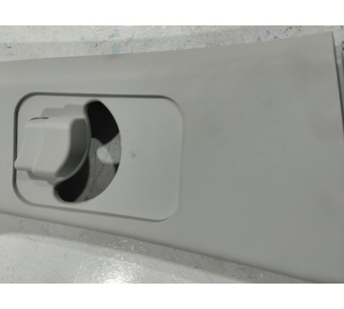 Обшивка центральной стойки правая верхняя