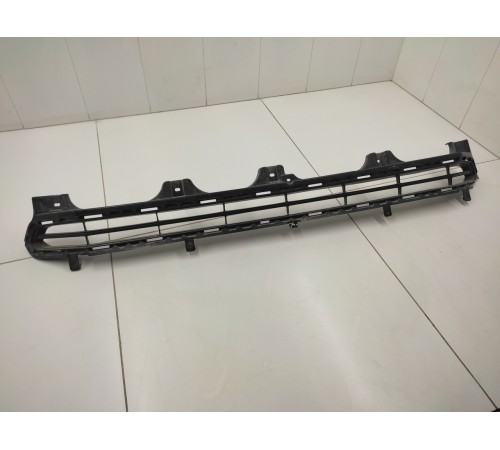 Решётка переднего бампера