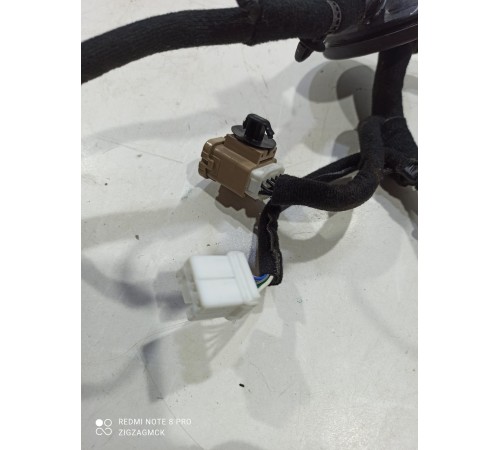 Электропроводка двери (задняя правая)
