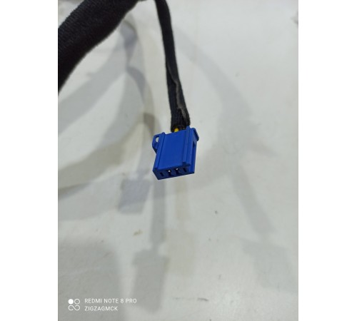 Электропроводка двери (задняя правая)