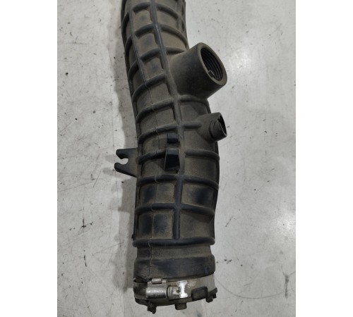 Патрубок воздушного фильтра