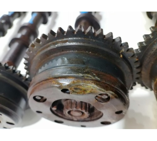 Распределительный вал 3,0 бензин