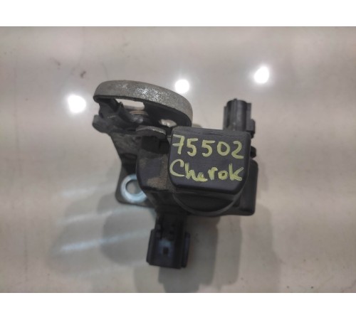 Замок стекла крышки багажника