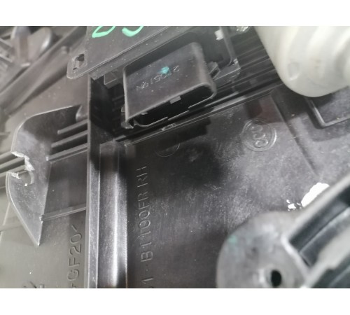 Стеклоподъемник электр. передний правый,