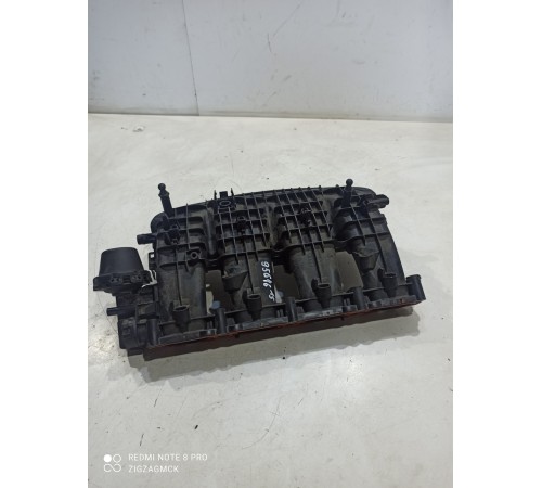 Впускной коллектор