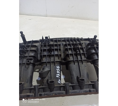 Впускной коллектор