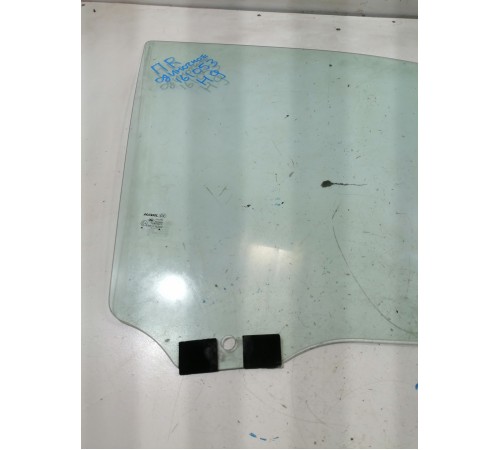 Стекло двери переднее правое