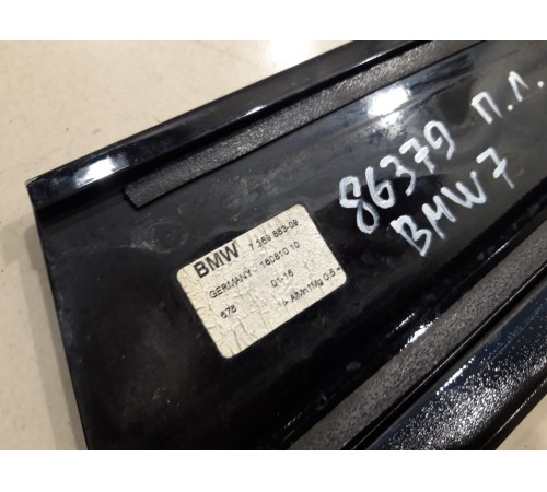 Молдинг двери(передний левый)