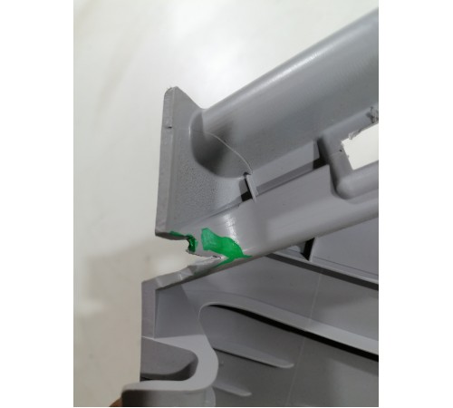 Обшивка багажника правая (верхняя)