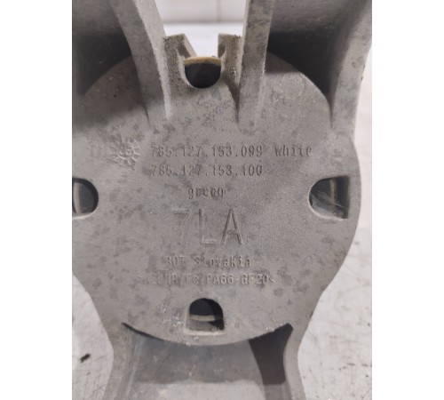 Подушка крепления двигателя задняя