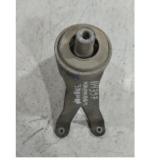 Подушка крепления двигателя задняя