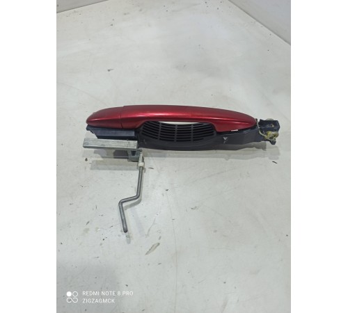 Ручка двери (задняя левая внешняя)