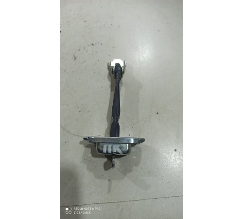 Ограничитель двери(передний правый)