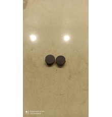 Заглушки крепления замка крышки багажника (2 шт)