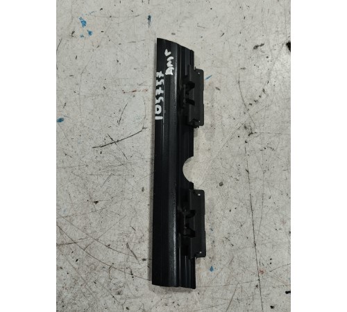 Уплотнитель стекла двери (задний левый)