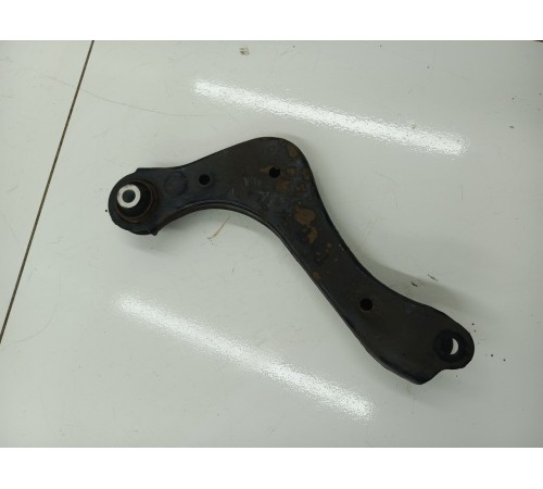 Рычаг задний правый