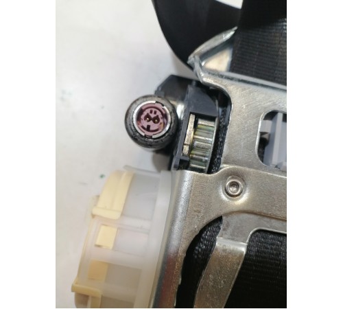 Ремень безопасности передний левый