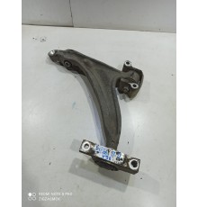 Рычаг подвески (передний, правый)