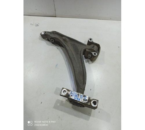 Рычаг подвески (передний, правый)