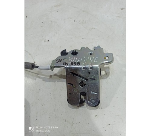 Замок багажника