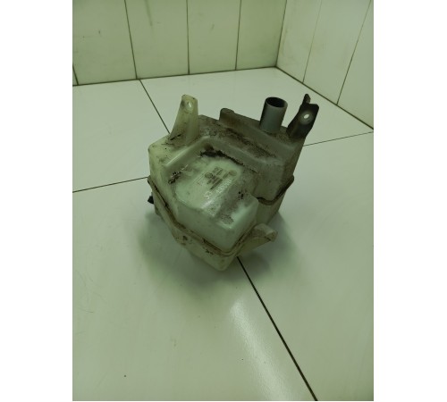 Бачок омывателя лобового стекла