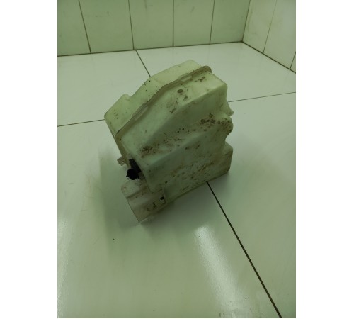 Бачок омывателя лобового стекла