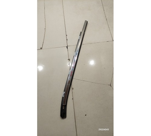 Уплотнитель стекла (задний левый наружный)