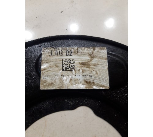 Кожух тормозного диска(передний левый)