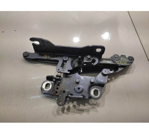 Петля капота (правая)