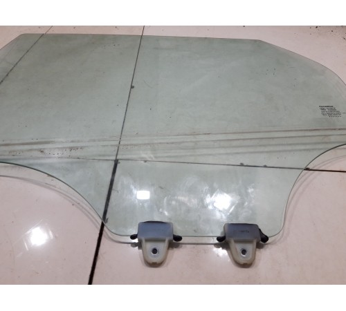 Стекло двери (заднее, левое)