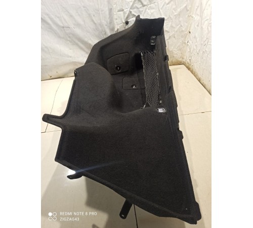 Обшивка багажника(правая)