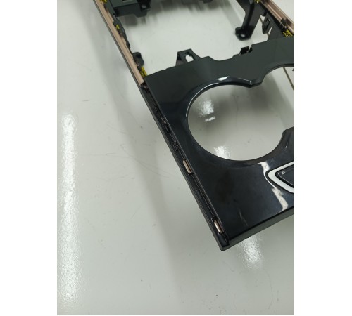 Накладка центральной консоли