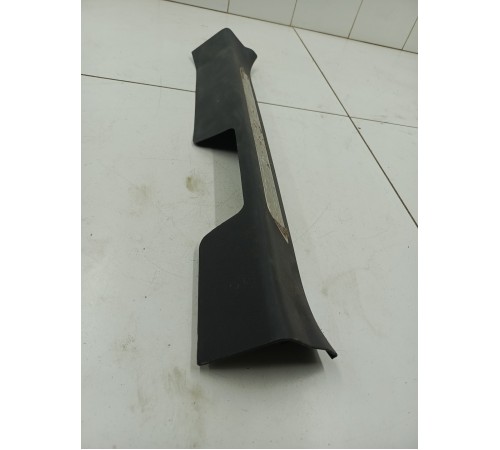 Накладка порога передняя правая