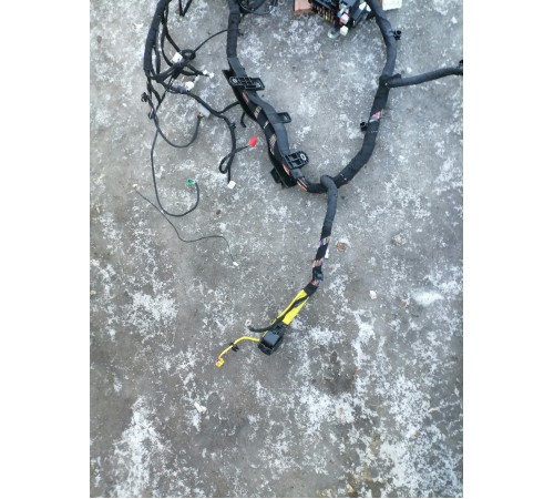 Проводка салона,с блоком предохранителей