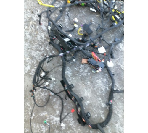 Проводка салона,с блоком предохранителей