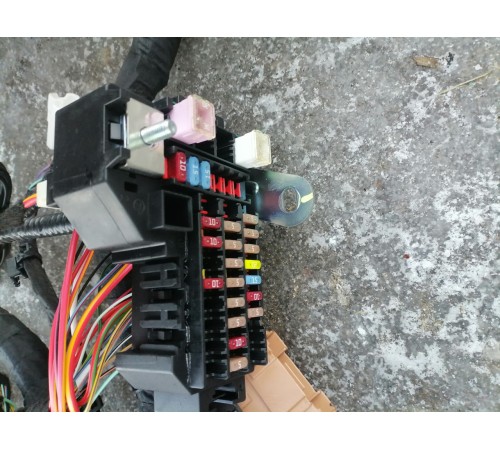 Проводка салона,с блоком предохранителей