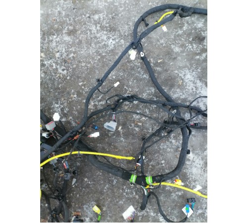 Проводка салона,с блоком предохранителей