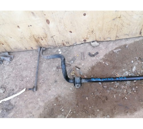 Стабилизатор передний