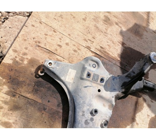 Балка (подрамник) передний