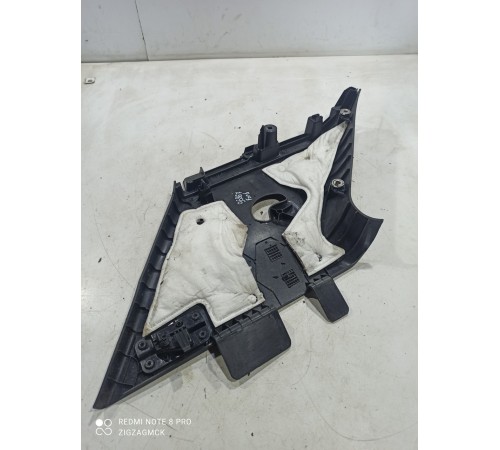 Обшивка стойки(задняя правая)