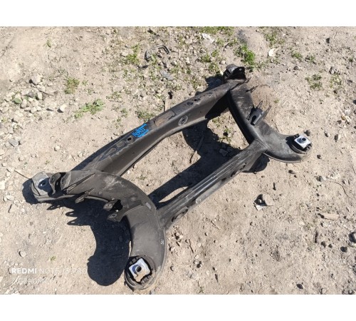 Балка подвески задняя, подрамник