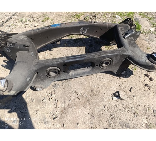 Балка подвески задняя, подрамник