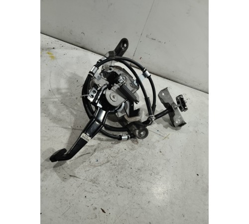 Педаль стояночного тормоза с тросом