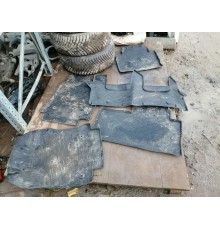 Комплект ковриков салона