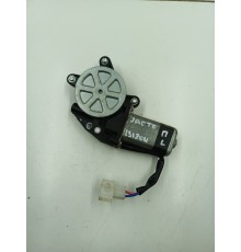 Моторчик стеклоподъемника передний левый